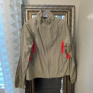 Woman’s Danskin Now barley and pink light weight activewear. Size LG/12/14